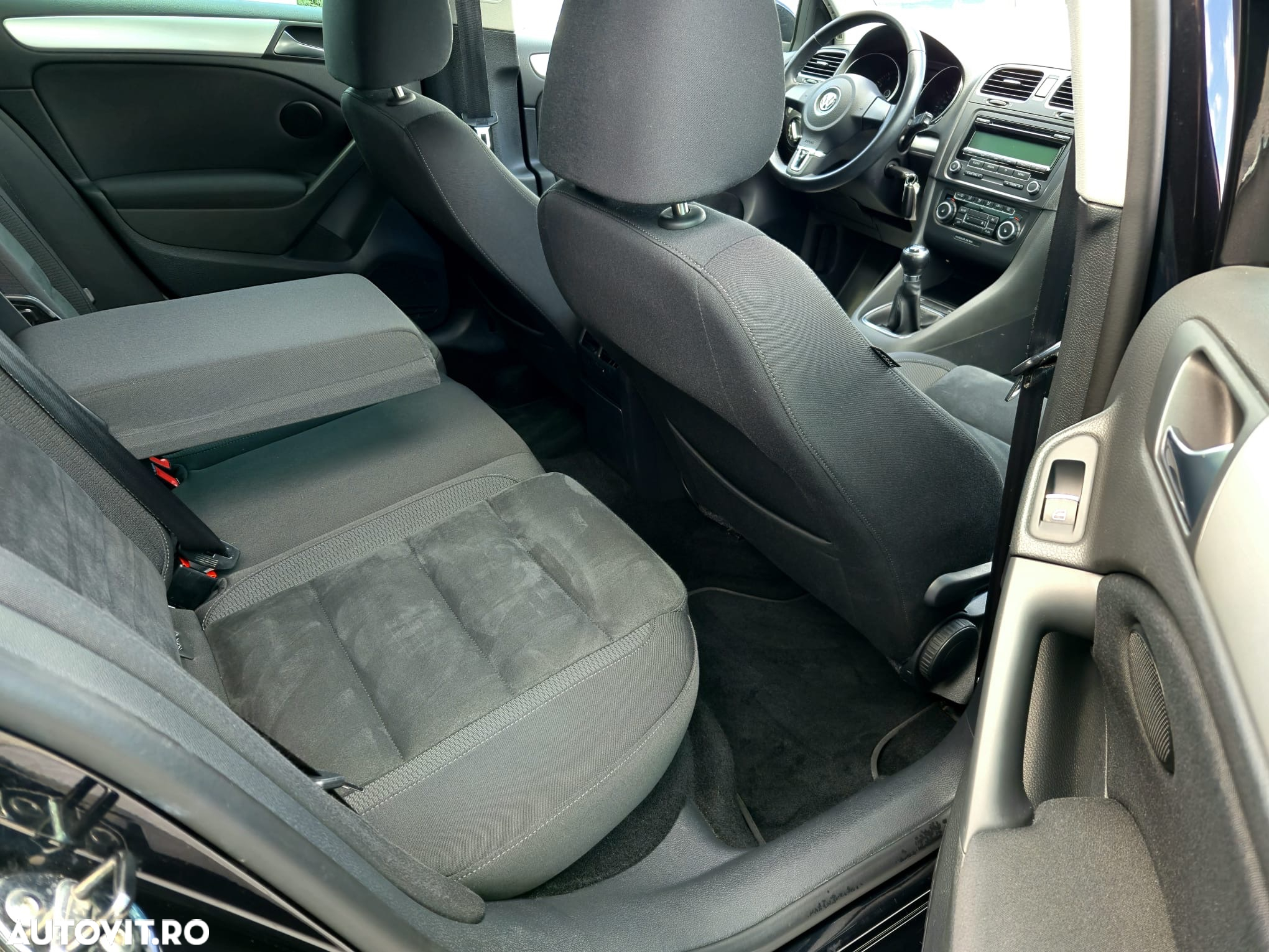 Volkswagen Golf 1.4 TSI Highline - 9