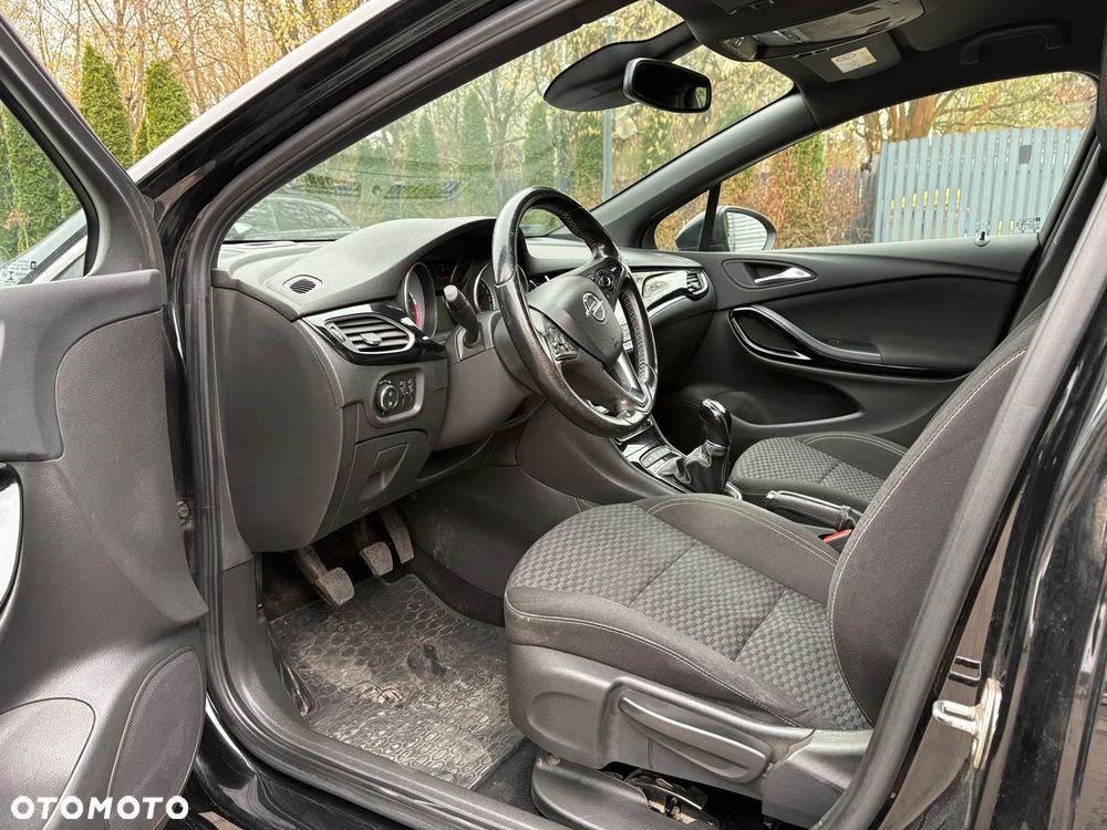 Opel Astra 1.4 T Dynamic - 7