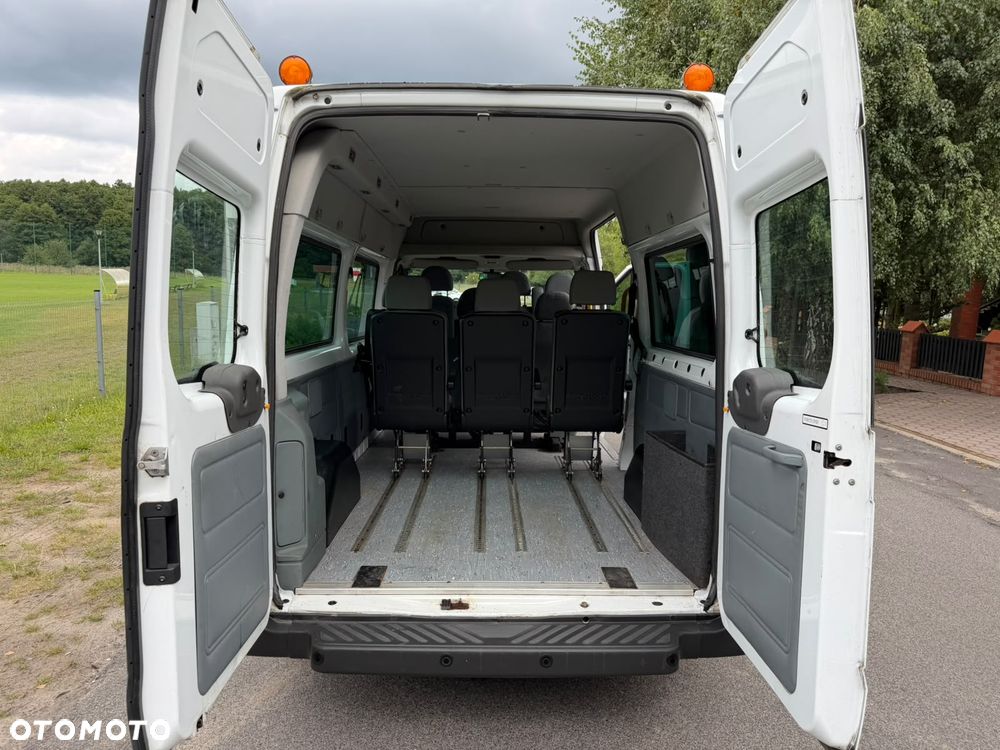 Ford Transit - 9