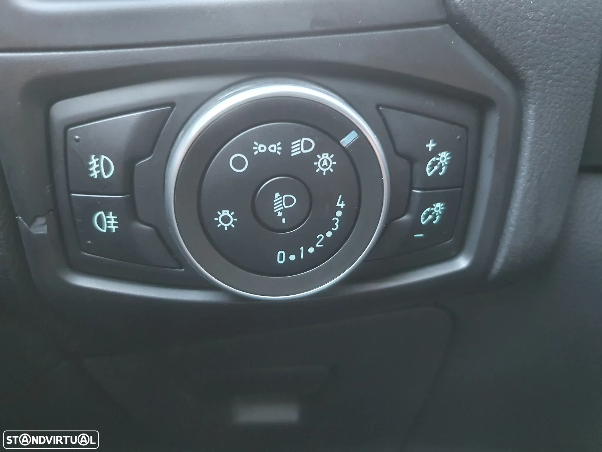 Ford Focus 1.5 TDCi Titanium - 32