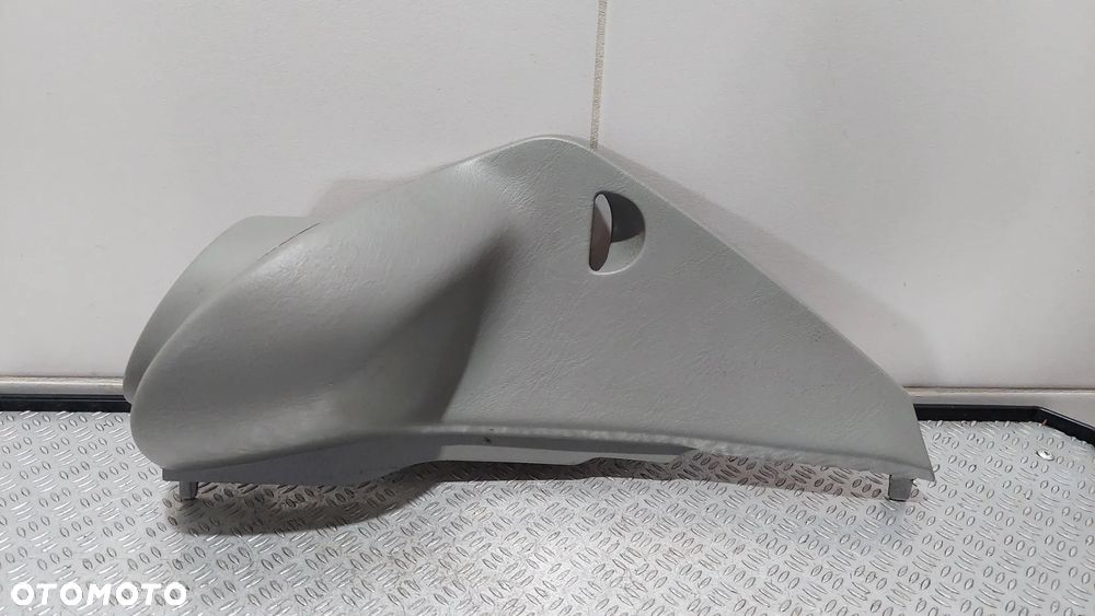 UCHWYT NA KUBEK ZAŚLEPKA DESKI LEWA RENAULT TRAFIC II 2 R2010 NR R6136S300