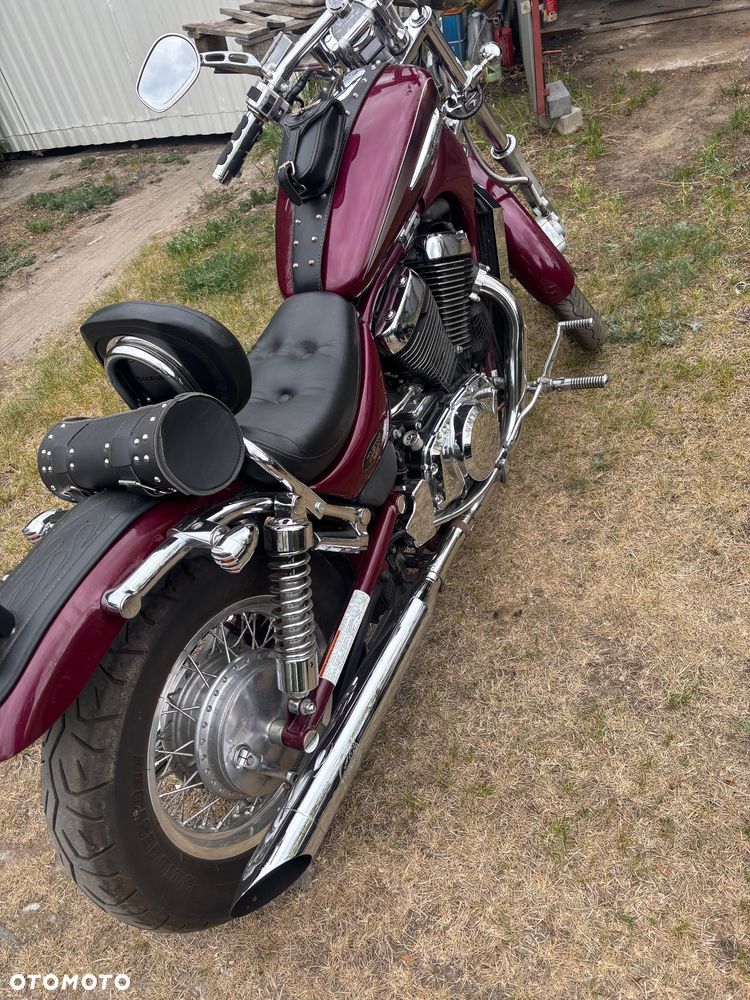 Suzuki Intruder - 3