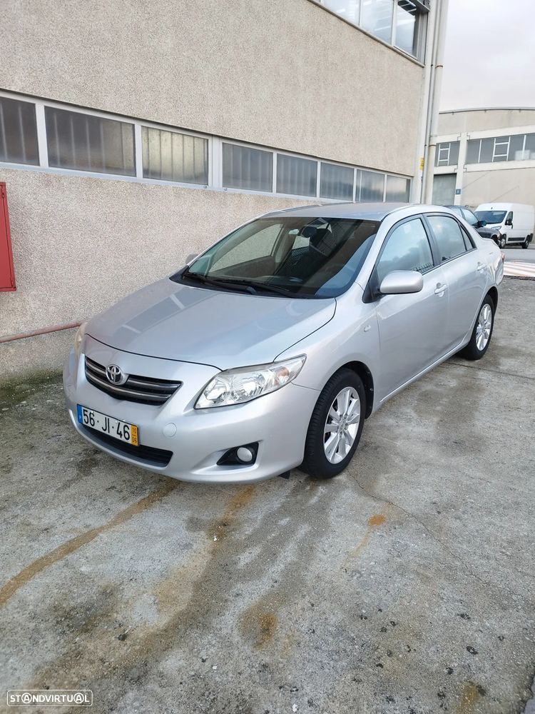 Toyota Corolla 1.4 D-4D Sol - 1