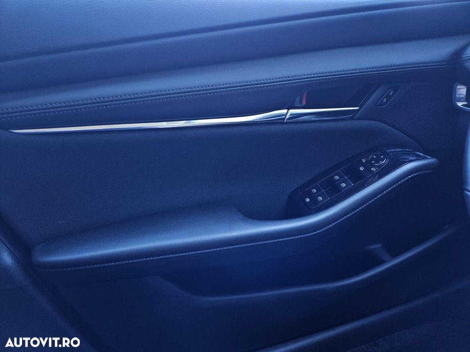 Mazda 3 - 11