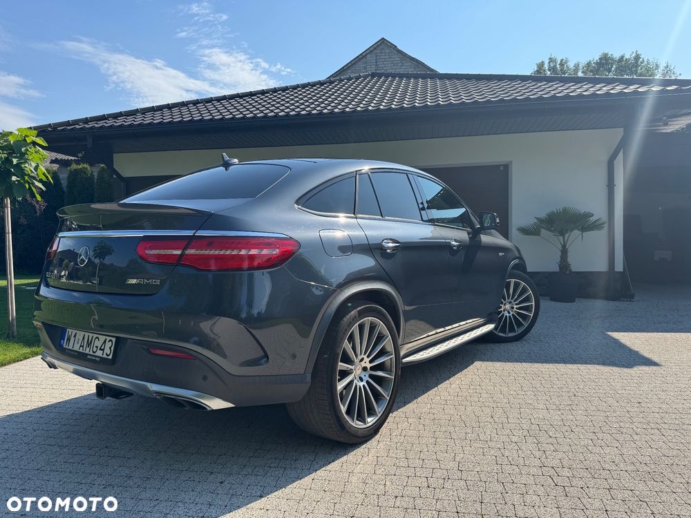 Mercedes-Benz GLE 450 4Matic 9G-TRONIC AMG Line - 3