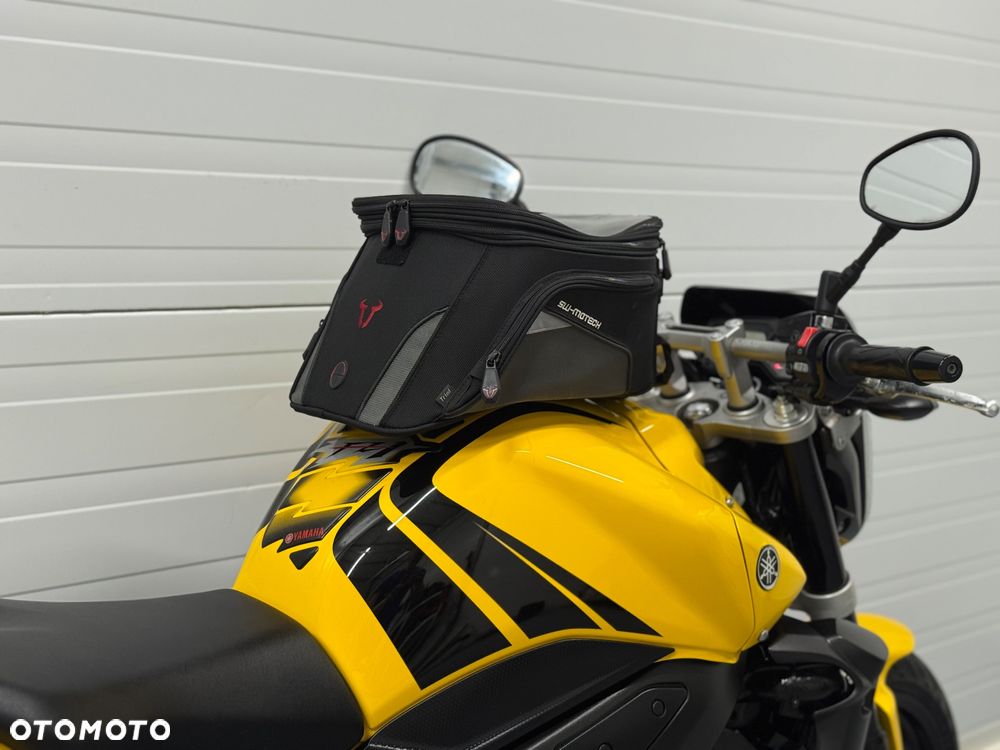 Yamaha FZ - 7