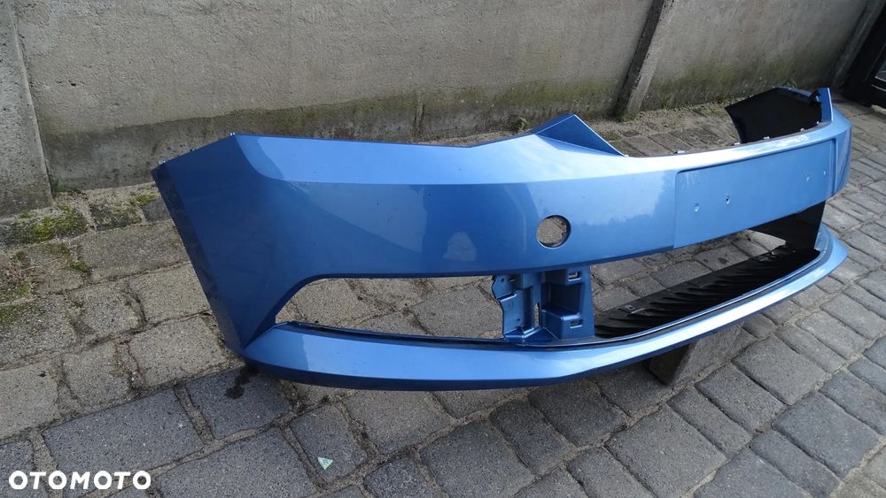 SKODA FABIA III 6V0 - zderzak przedni - 2