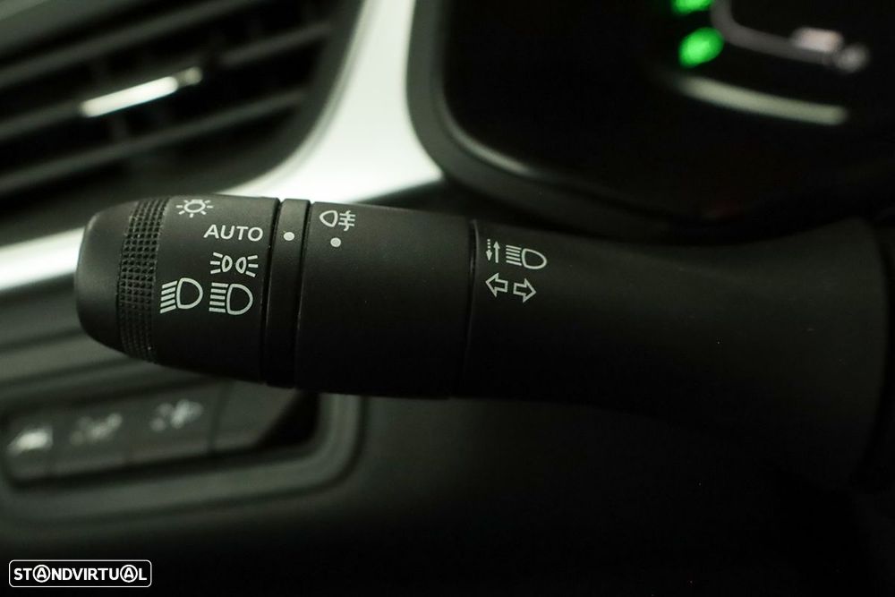 Renault Captur 1.0 TCe Techno Bi-Fuel - 17