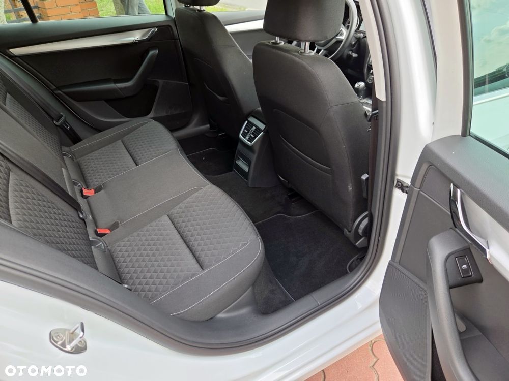 Skoda Octavia 1.4 TSI Edition - 33