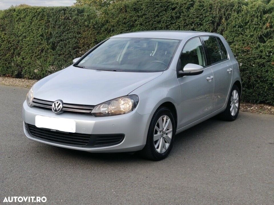 Dezmembrez Volkswagen Golf 6 din 2010, 1.6 diesel - 1
