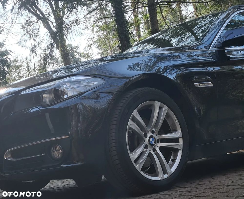 BMW Seria 5 520i Luxury Line - 14