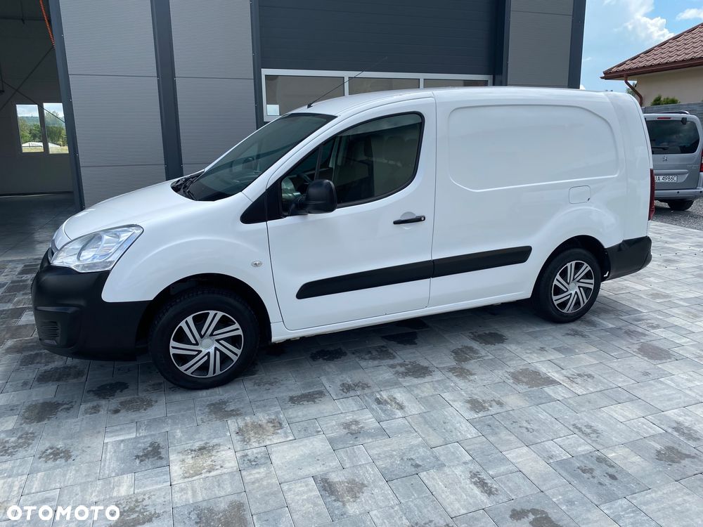 Citroën BERLINGO 1.6 HDI, MAX długi, 3-osobowy, klimatyzacja, zakupiony w salonie w Rzeszowie - 2
