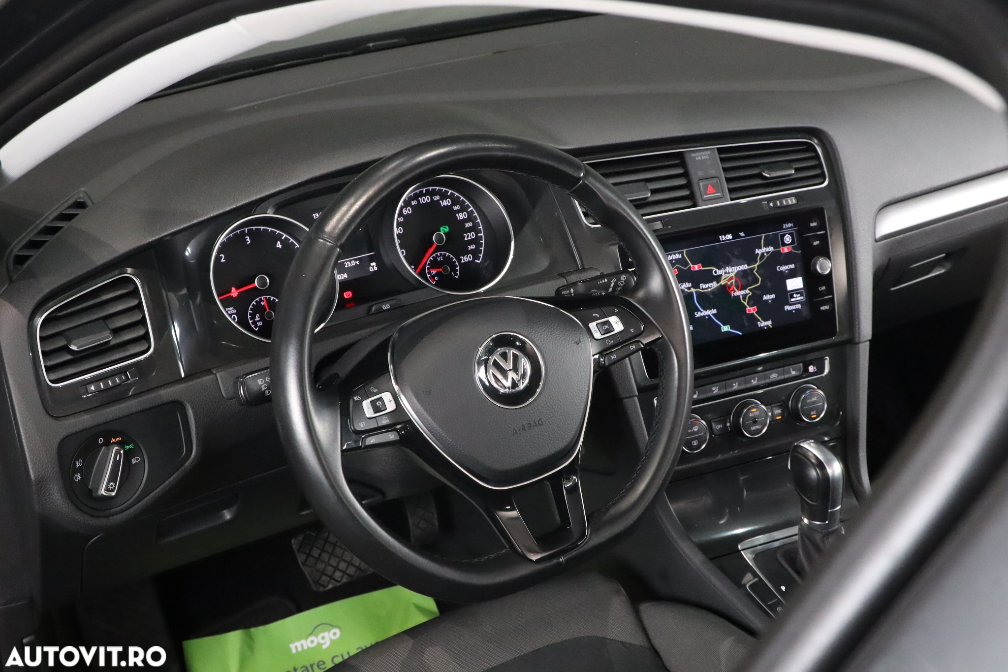 Volkswagen Golf 1.6 TDI DSG Comfortline - 7