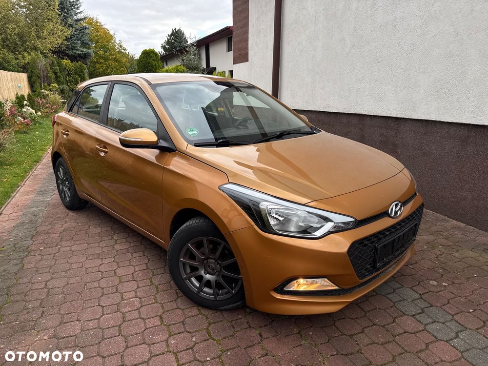 Hyundai I20 2016 photo 2