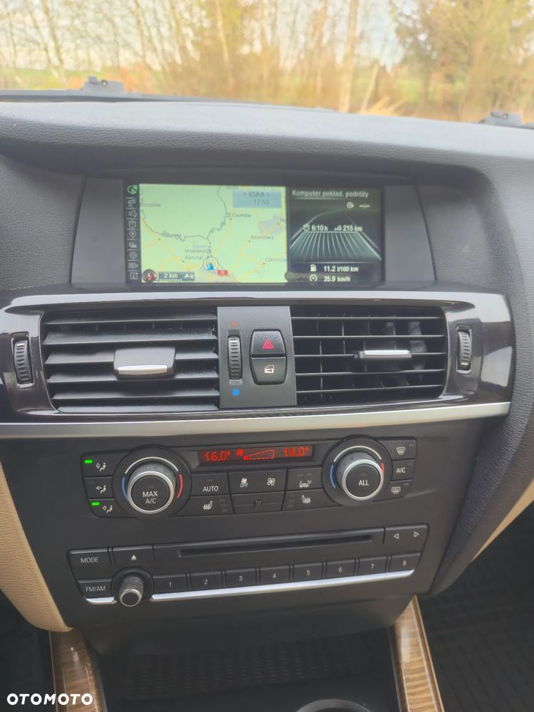 BMW X3 xDrive28i Sport-Aut Advantage - 32