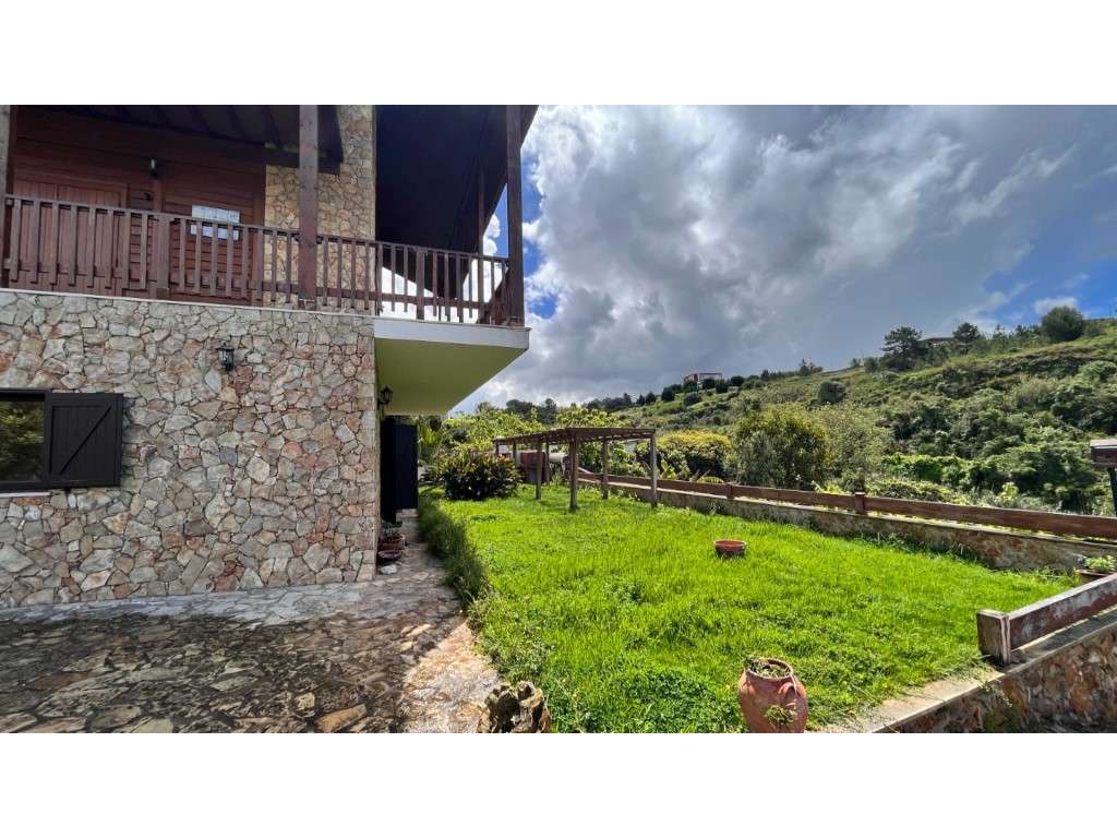 Moradia T4 na Ericeira com Garagem para 3 Carros e Jardim - Grande imagem: 3/34