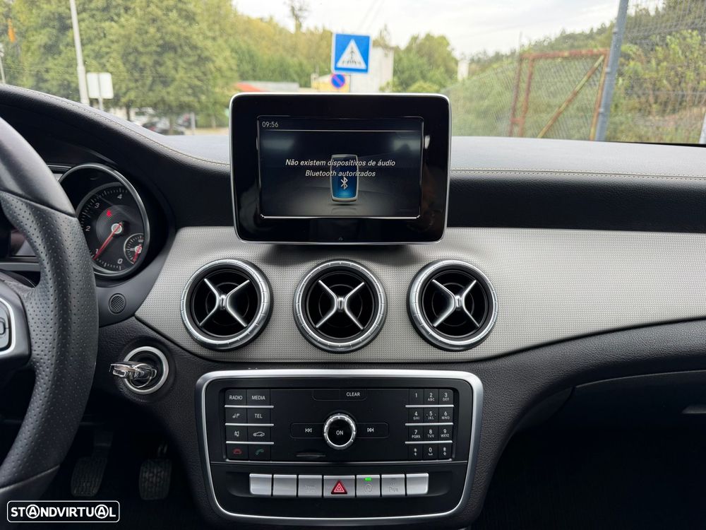 Mercedes-Benz CLA 180 d Urban - 22