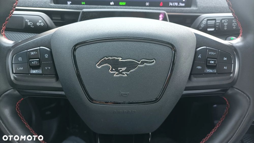 Ford Mustang Mach-E 98kWh AWD First Edition - 23