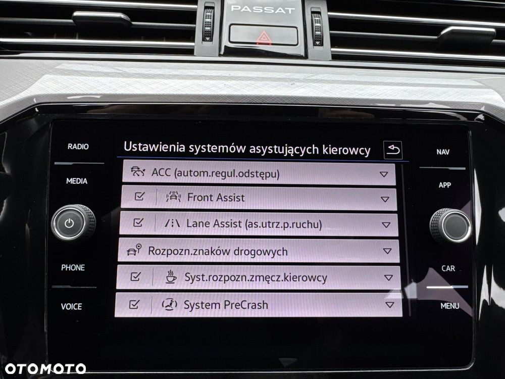 Volkswagen Passat Variant 2.0 TDI EVO Business DSG - 29