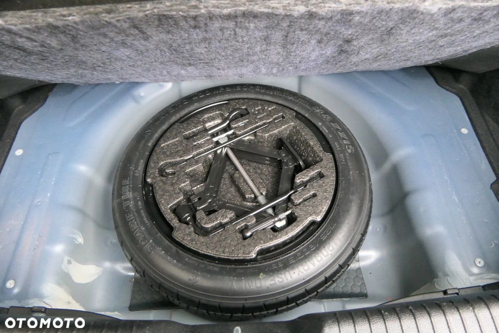 Kia Ceed 1.6 GDI Dream-Team Edition - 30