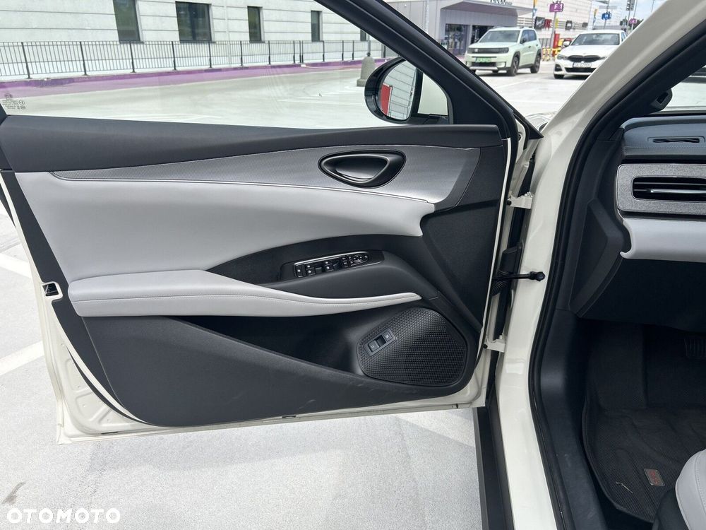 BYD Seal 6 - 11