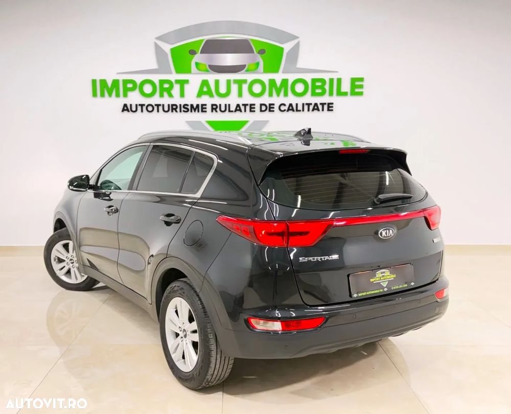 Kia Sportage 1.6 GDI 2WD Black Edition - 13