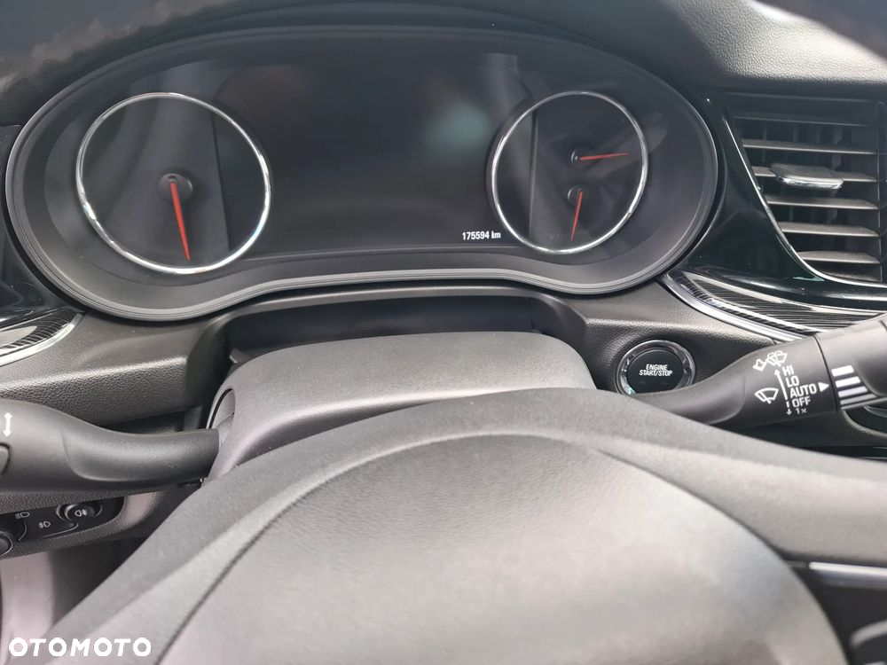 Opel Insignia 2.0 CDTI S&S - 15