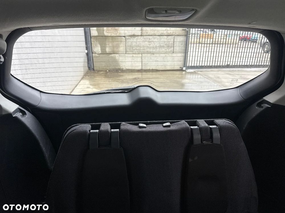 Peugeot 4007 2.2HDi Premium - 22