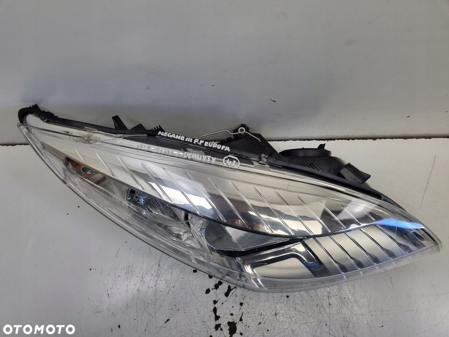Renault Megane III 08-12r PRZEDNIA LAMPA PRAWA PRAWY PRZÓD 260100017R - 4
