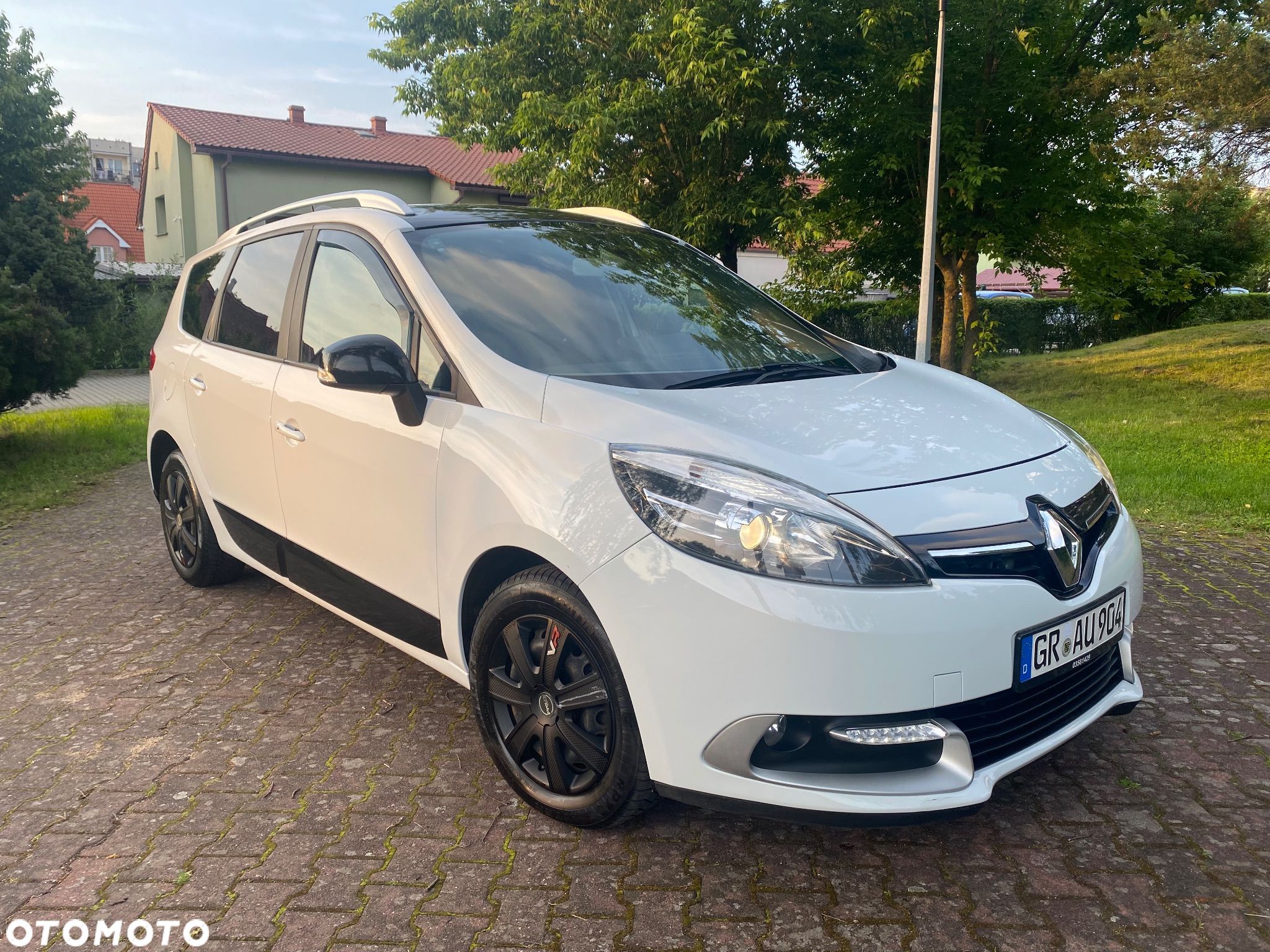 Renault Grand Scenic dCi 110 EDC LIMITED - 1
