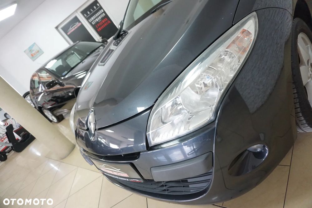 Renault Megane TCe 130 Night and Day - 10