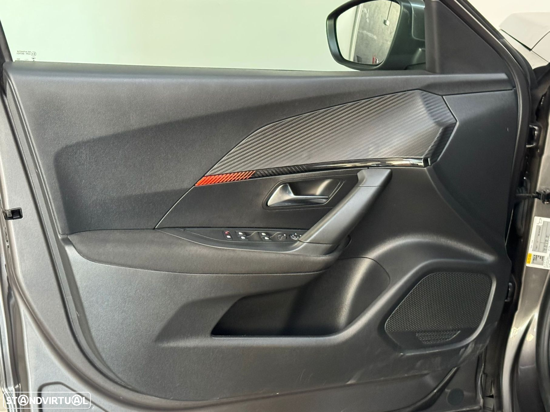 Peugeot 2008 1.2 PureTech Active - 25