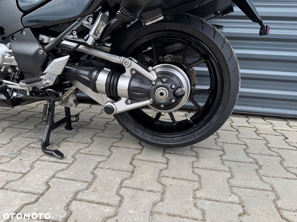 Kawasaki GTR - 21