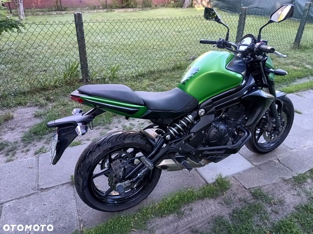Kawasaki ER - 11