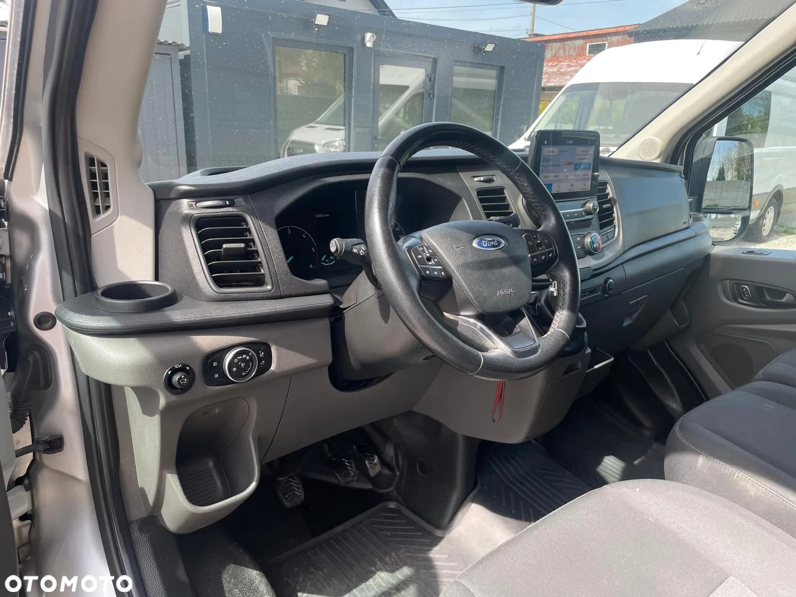 Ford Transit - 10