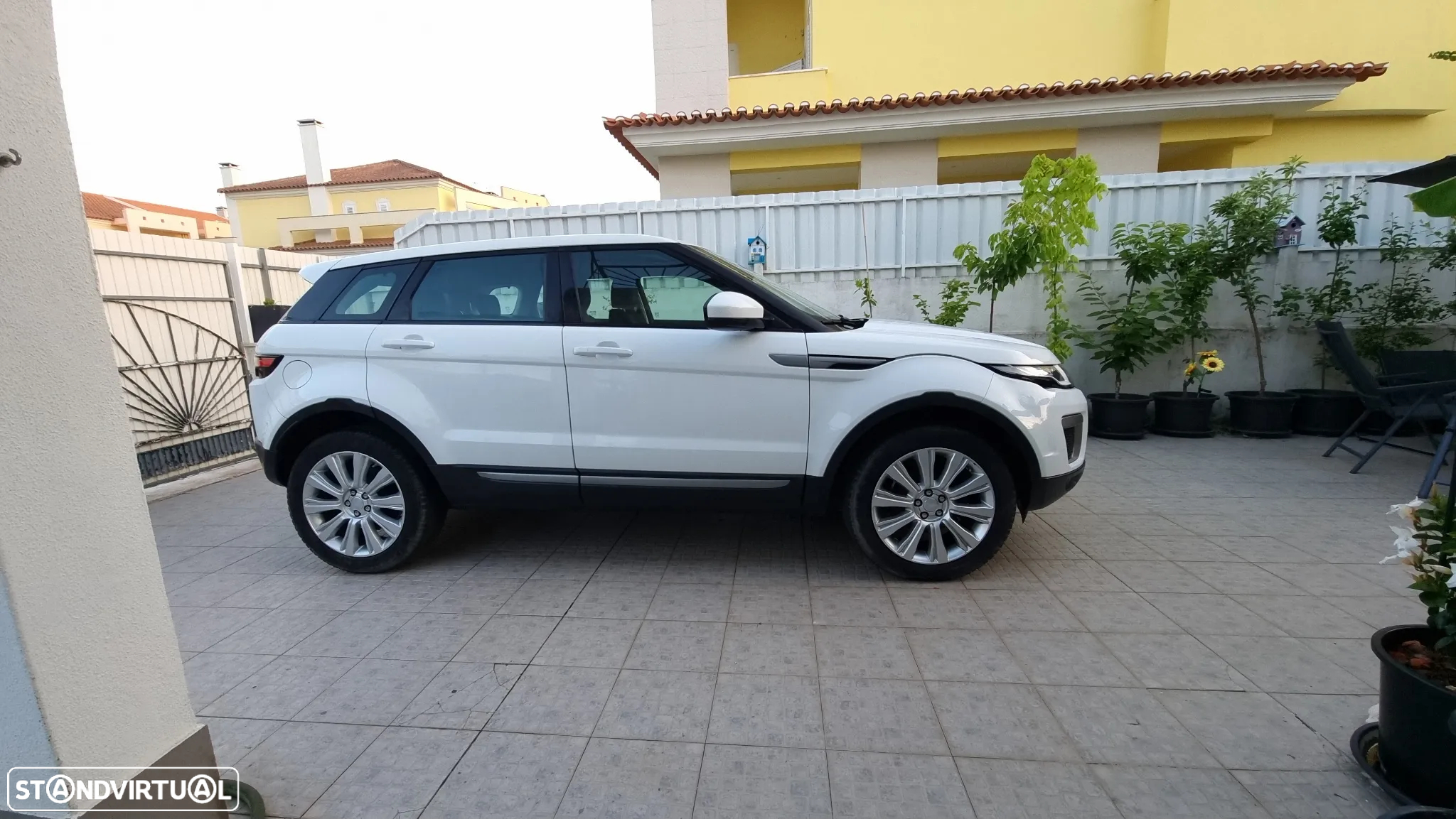 Land Rover Range Rover Evoque 2.0 TD4 Pure - 7