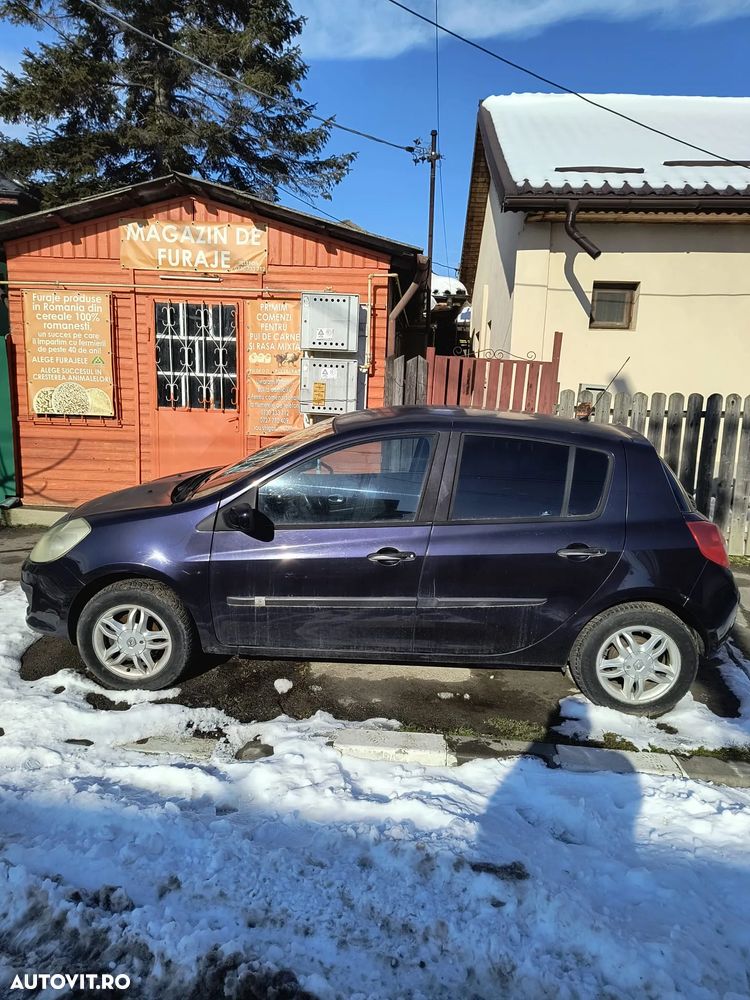 Renault Clio - 5