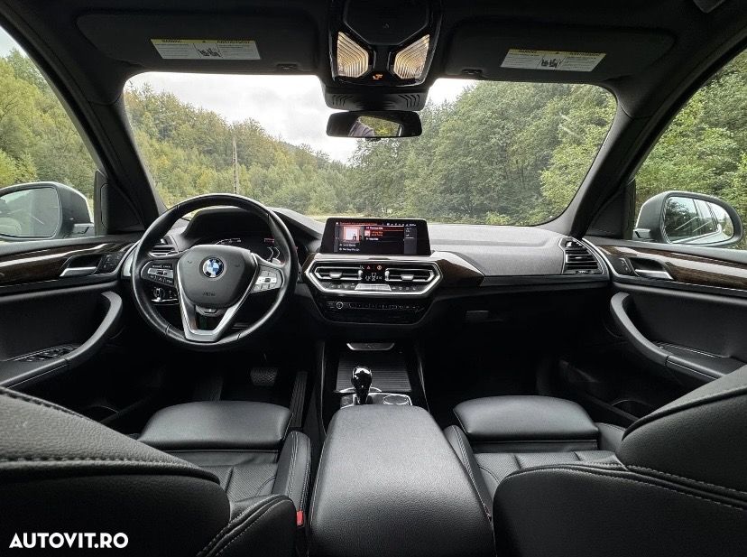 BMW X3 xDrive30i Aut. Luxury Line - 8