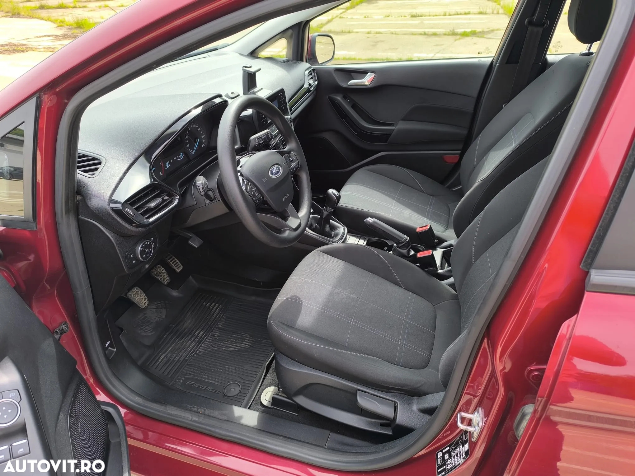 Ford Fiesta 1.1 Trend - 13