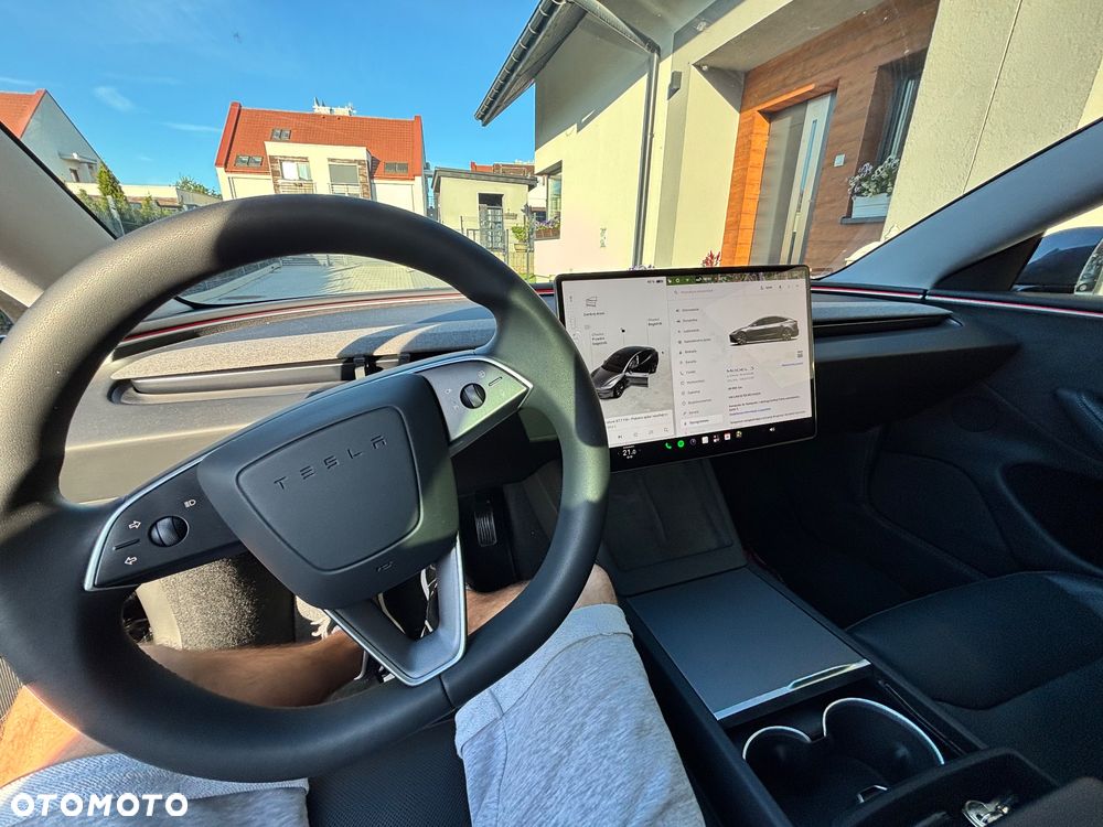 Tesla Model 3 AWD - 4