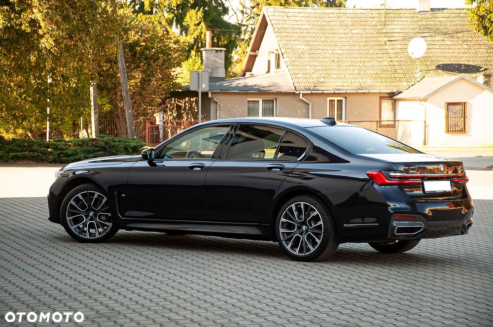 BMW Seria 7 730d xDrive sport - 10