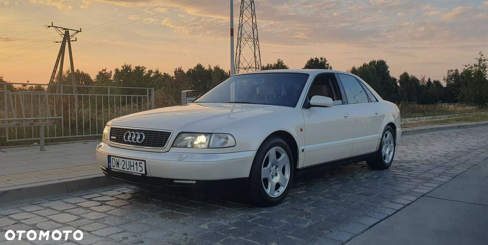 Audi A8 - 2