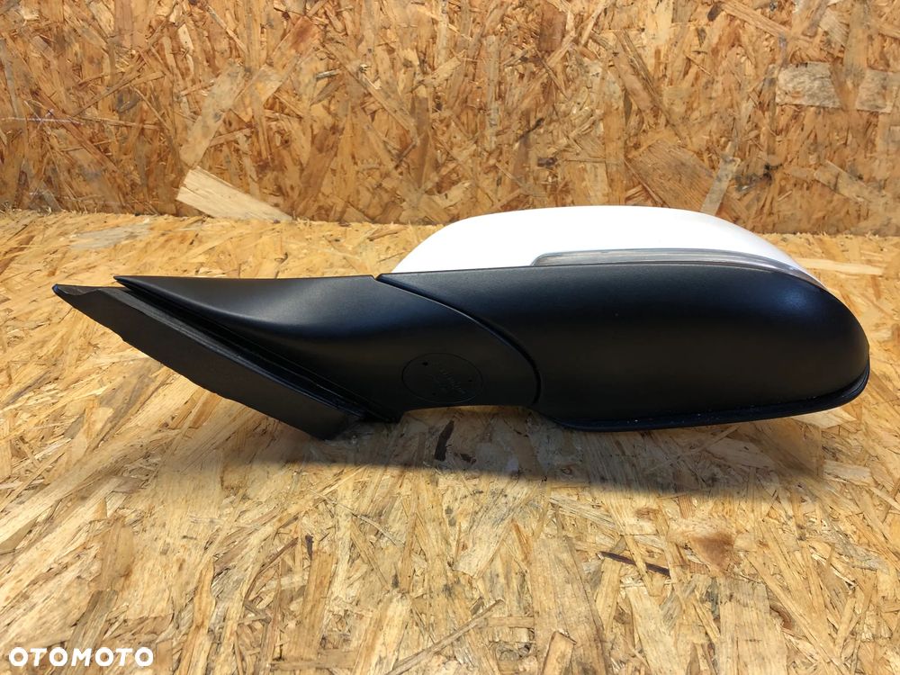 BMW F30 F31 LUSTERKO PRAWE 6PIN A96 MINERALWEISS - 11