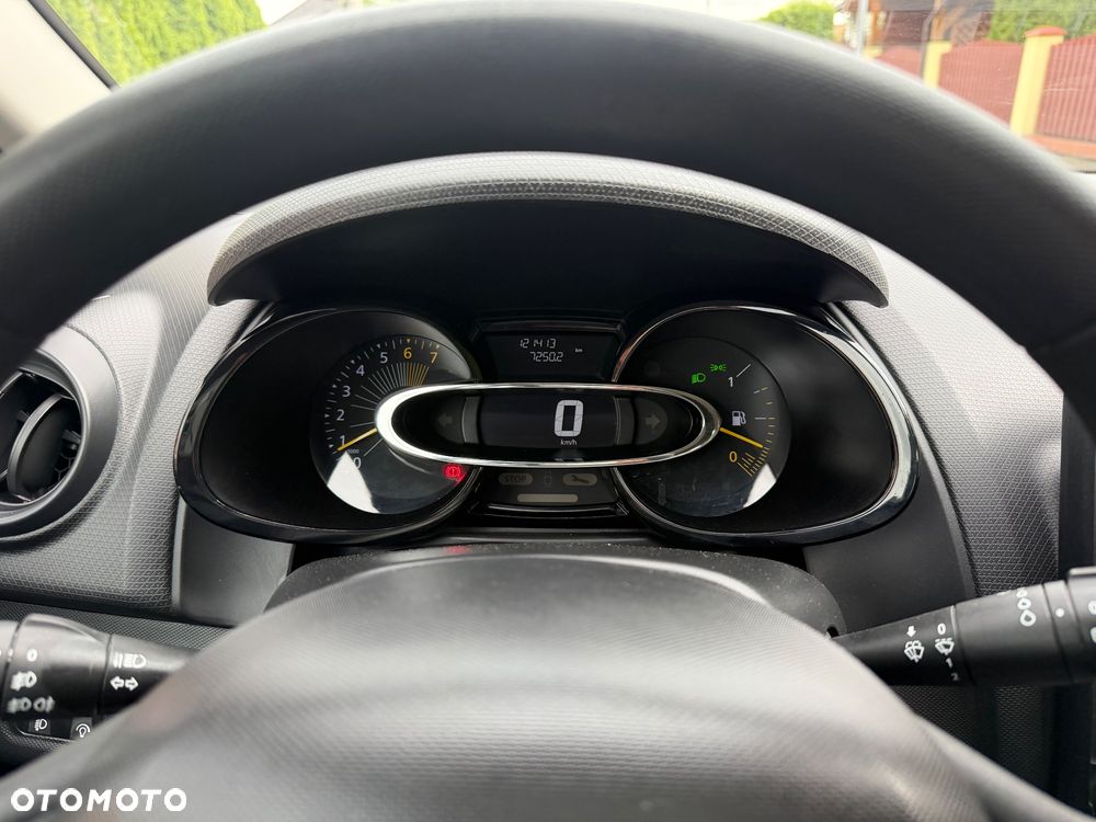 Renault Clio 1.2 16V 75 TomTom Edition - 7