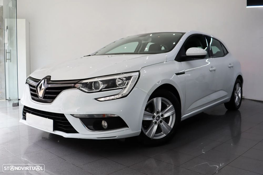 Renault MEGANE 4 - 1