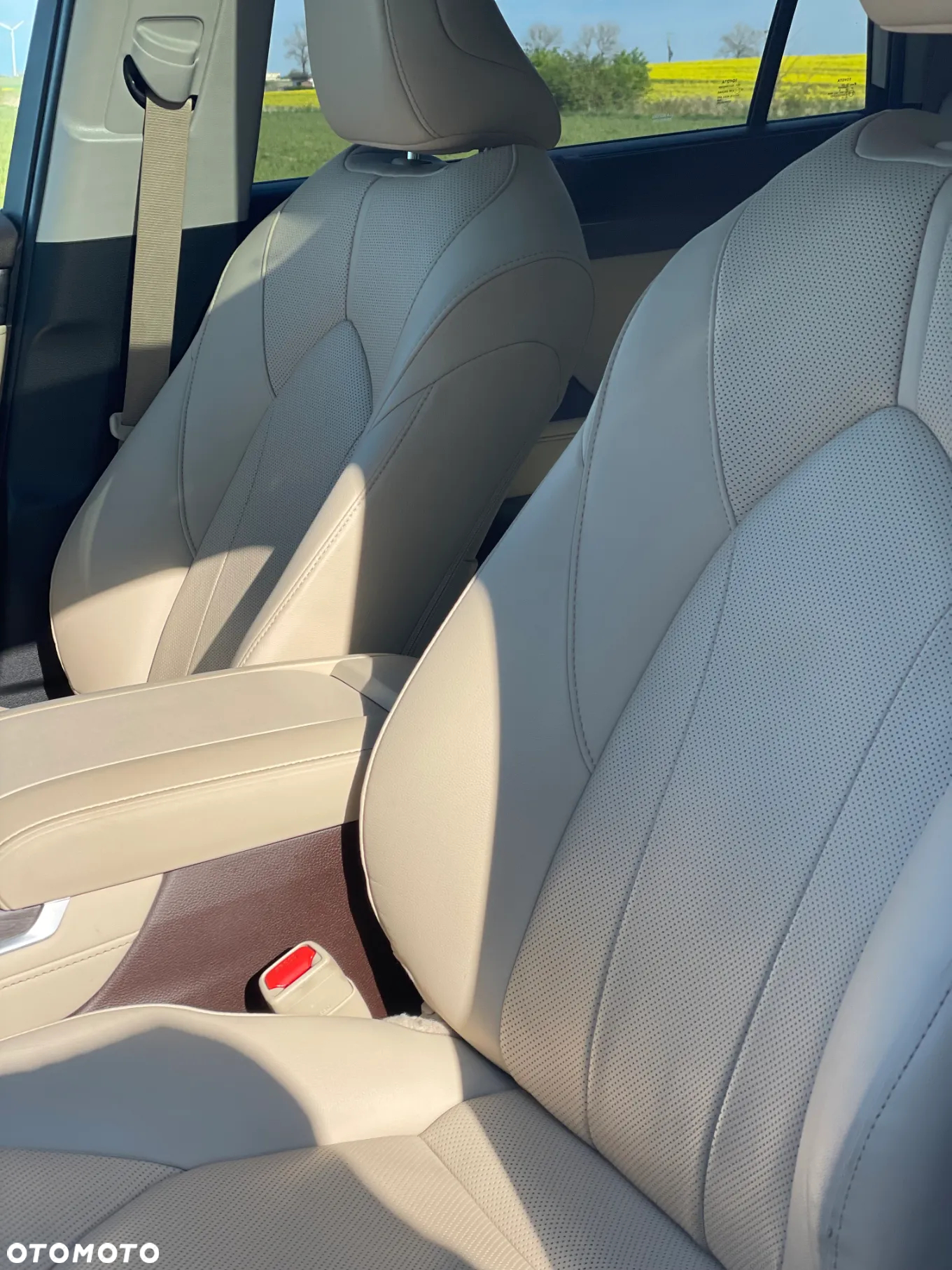 Toyota Highlander 2.5 Hybrid Executive - 16