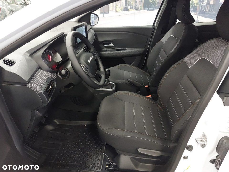 Dacia Sandero - 12