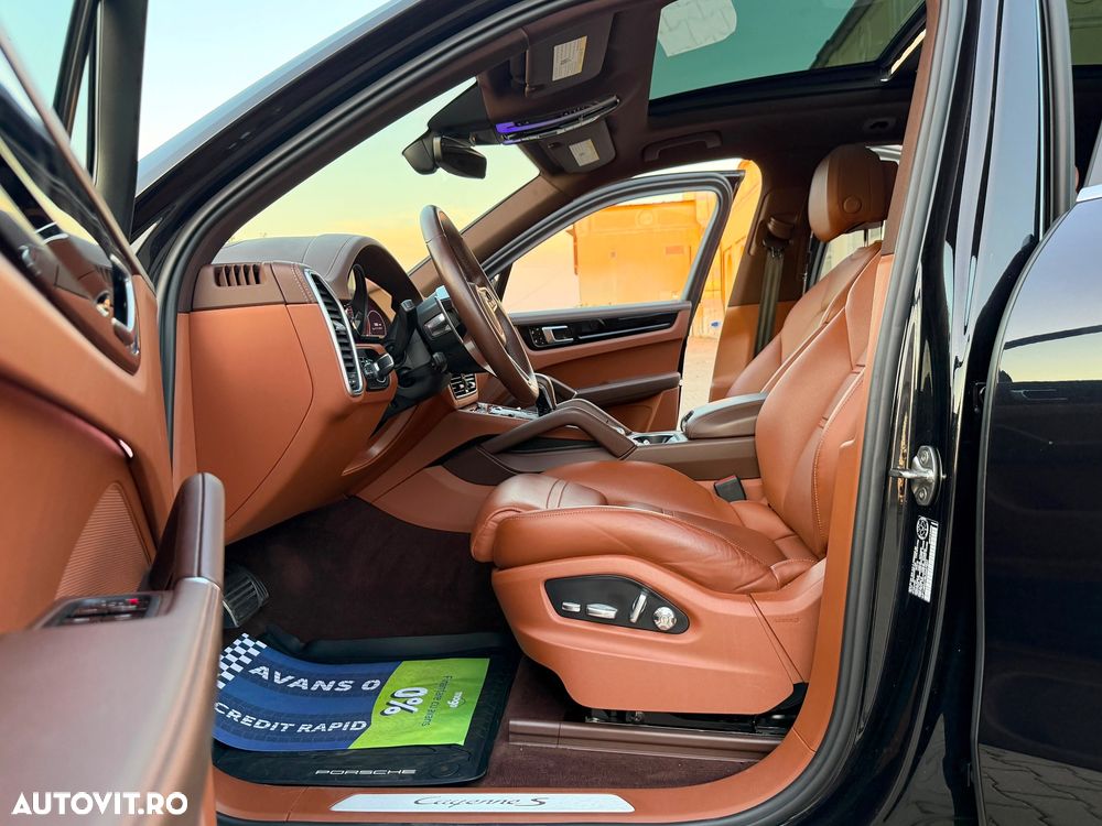 Porsche Cayenne S Tiptronic S - 11