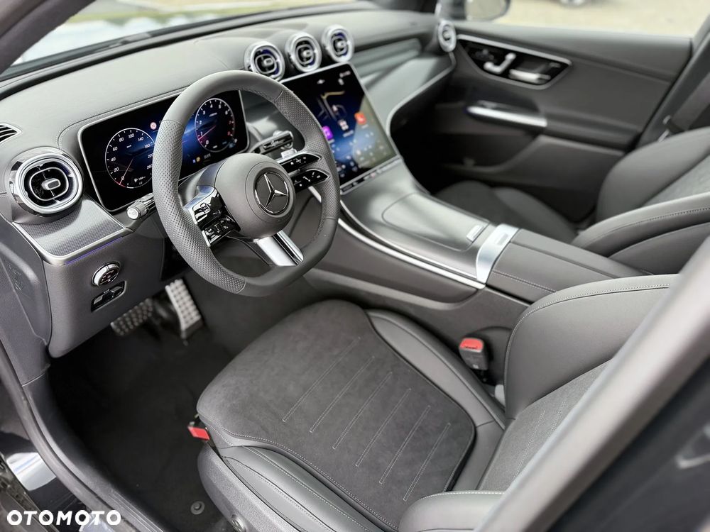 Mercedes-Benz GLC - 21