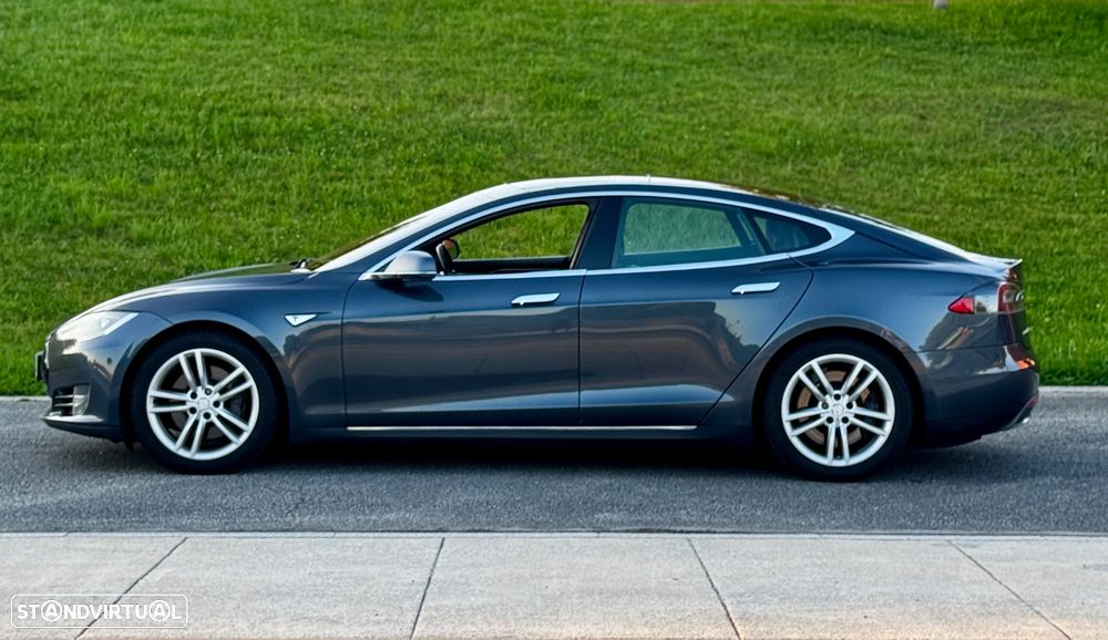Tesla Model S 85D AWD - 8